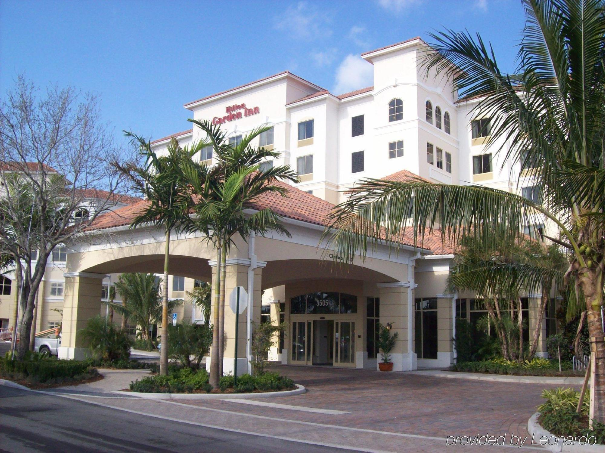 Hilton Garden Inn Палм-Біч-Ґарденс Екстер'єр фото